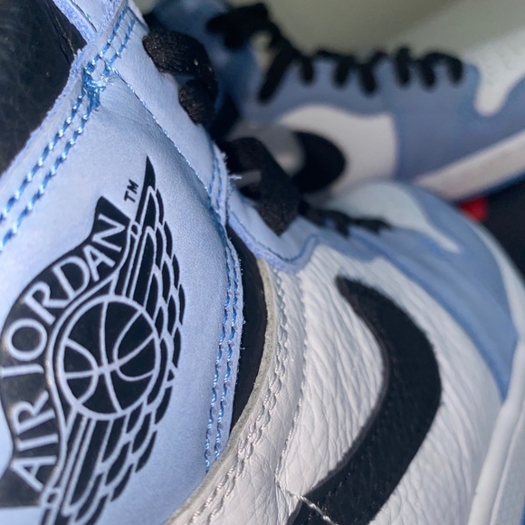 Jordan 1 University Blue - Picture 3 of 3